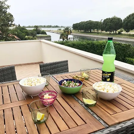 D Oro Villa