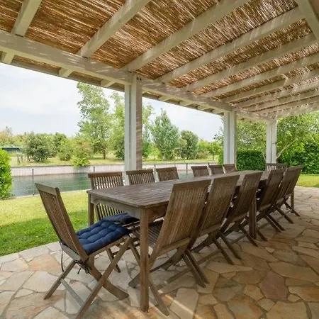 D Oro Villa